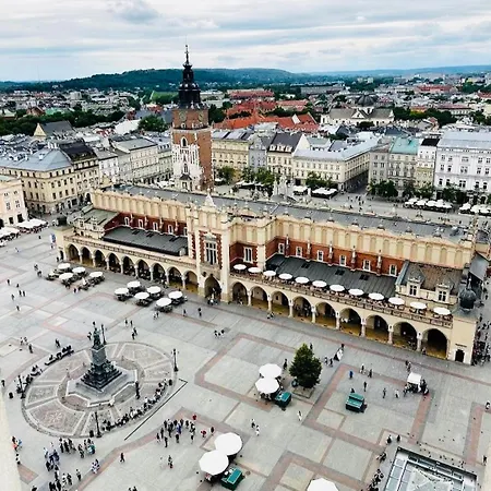 Jacuzzi & Bike Apartment, Апартаменты