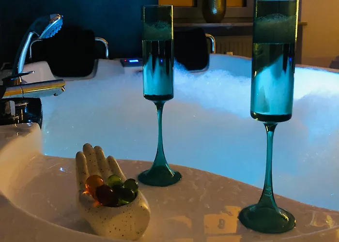 Jacuzzi&bike Apartment, Apartament Kraków